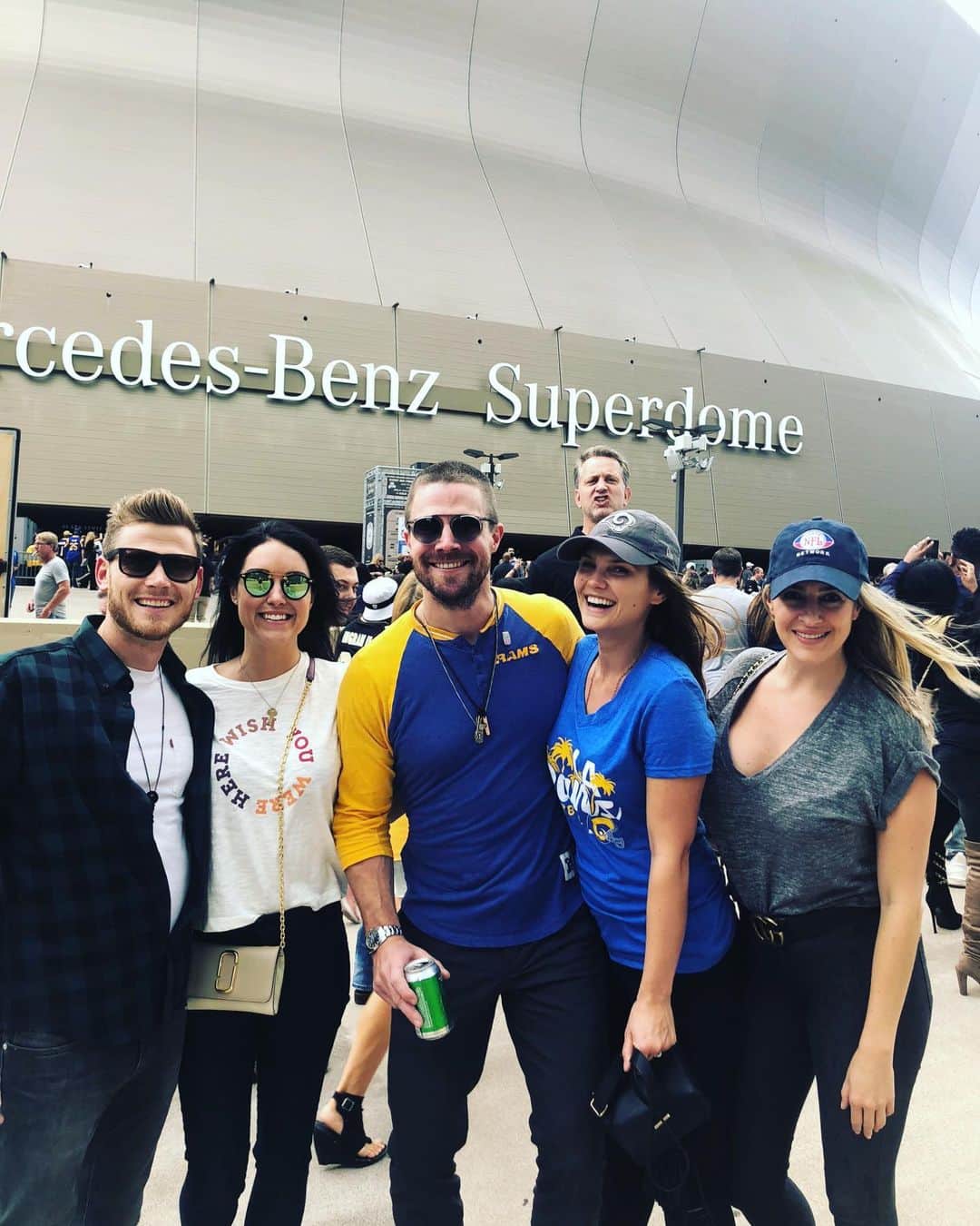 スティーヴン・アメルのインスタグラム：「Missing my football buddies today.」