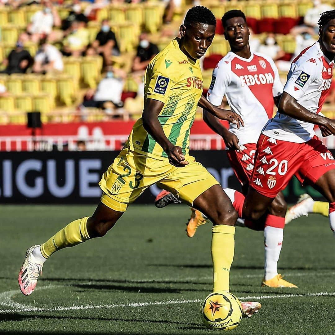 リーグ・アンさんのインスタグラム写真 - (リーグ・アンInstagram)「Les gamins de L’@asmonaco disposent du @fcnantes ! . AS Monaco’s youngsters knock off FC Nantes. . @asmonaco 🆚 @fcnantes (2-1) . #Ligue1UberEats #Monaco #ASM #Nantes #FCN」9月14日 3時50分 - ligue1ubereats