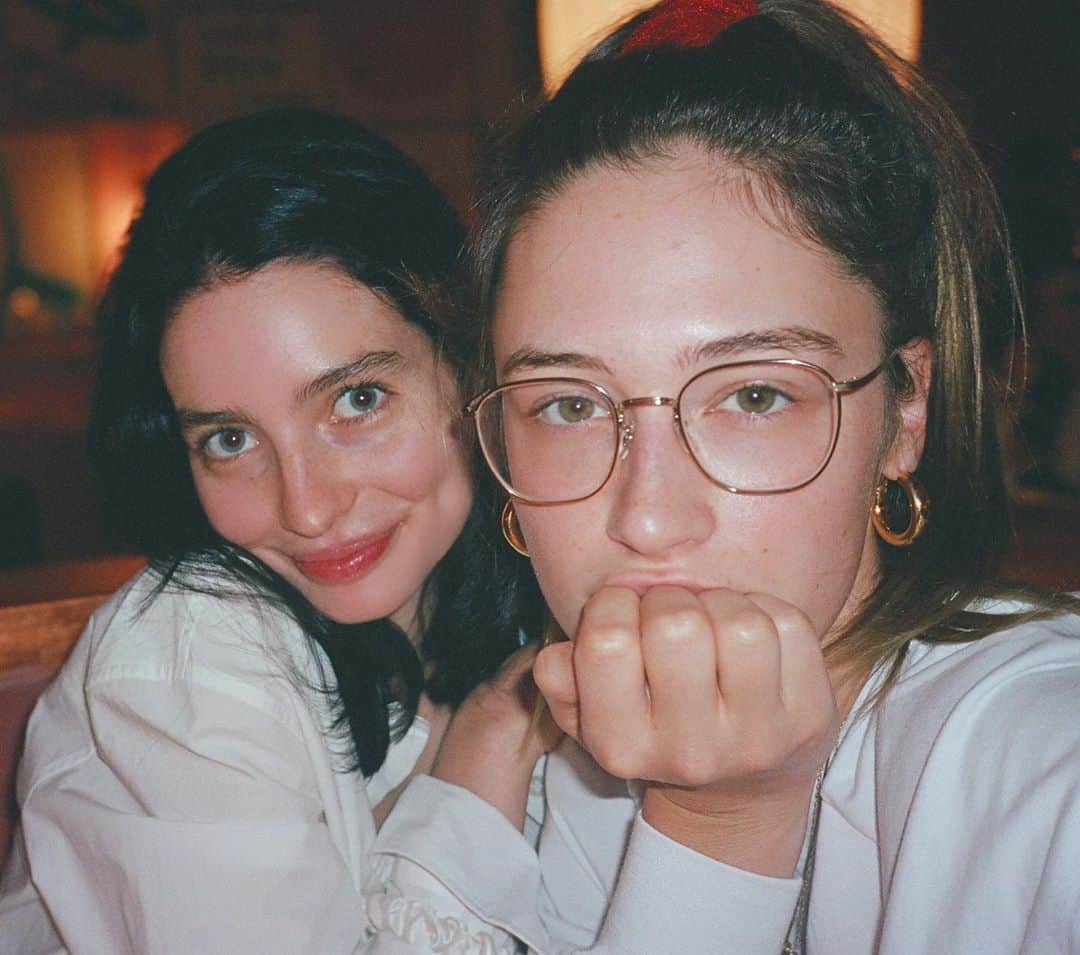 Elsie Hewittのインスタグラム