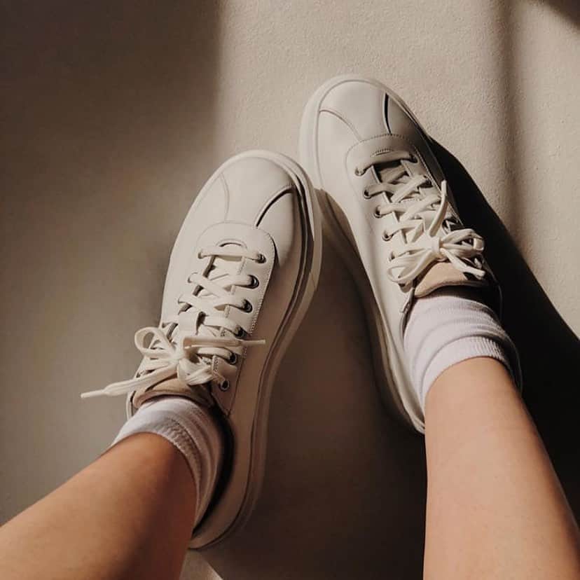 のインスタグラム：「Thank you @lorves_ love this picture of Hi Top Sneaker 30  #newin #newseason #sneakersbygrenson #grensongirls #whitesneakers #hitops #thegoodshoe」