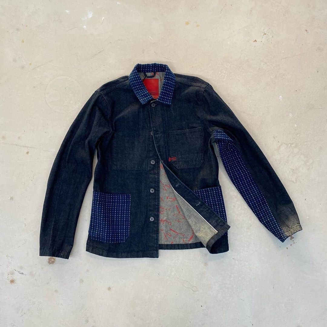 デンハムさんのインスタグラム写真 - (デンハムInstagram)「The DENIM Jacket that’s missing in your wardrobe. Model MAO BLAZE MIX, #denimjacket #denim #denham #jasondenham #denhamthejeanmaker #indigo #japanesedenim #selvedgedenim #thetruthisinthedetails」9月14日 15時12分 - denhamthejeanmaker