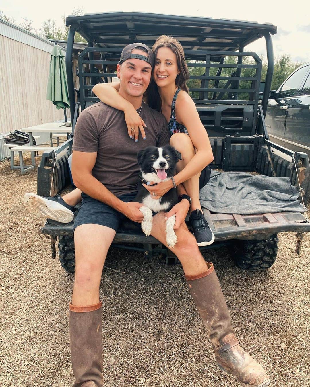 アシュリー・ケインのインスタグラム：「ranch weekend 🤍」