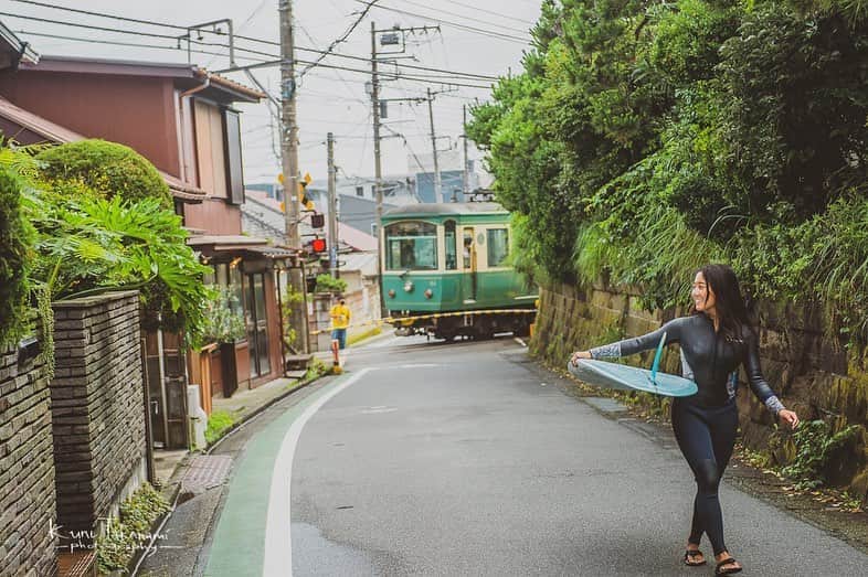 田岡なつみのインスタグラム：「HONEY vol29  “My beach camp” 🏄‍♀️🏕🍳🍺♡ @honey_magazine  @stylefree_honeymag   📷 @kunyhome   #honey_mag#asahistylefree#asahibeer#honeymagazine#mybeachcamp#アサヒスタイルフリー」