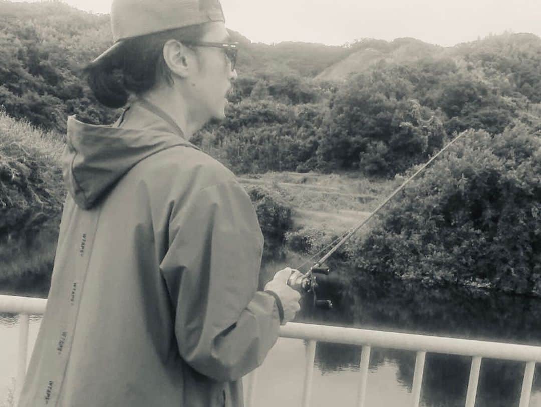 窪塚洋介さんのインスタグラム写真 - (窪塚洋介Instagram)「My first Bass fishing with Airu and friends in Awajishima. The Day♪」9月14日 8時52分 - yosuke_kubozuka