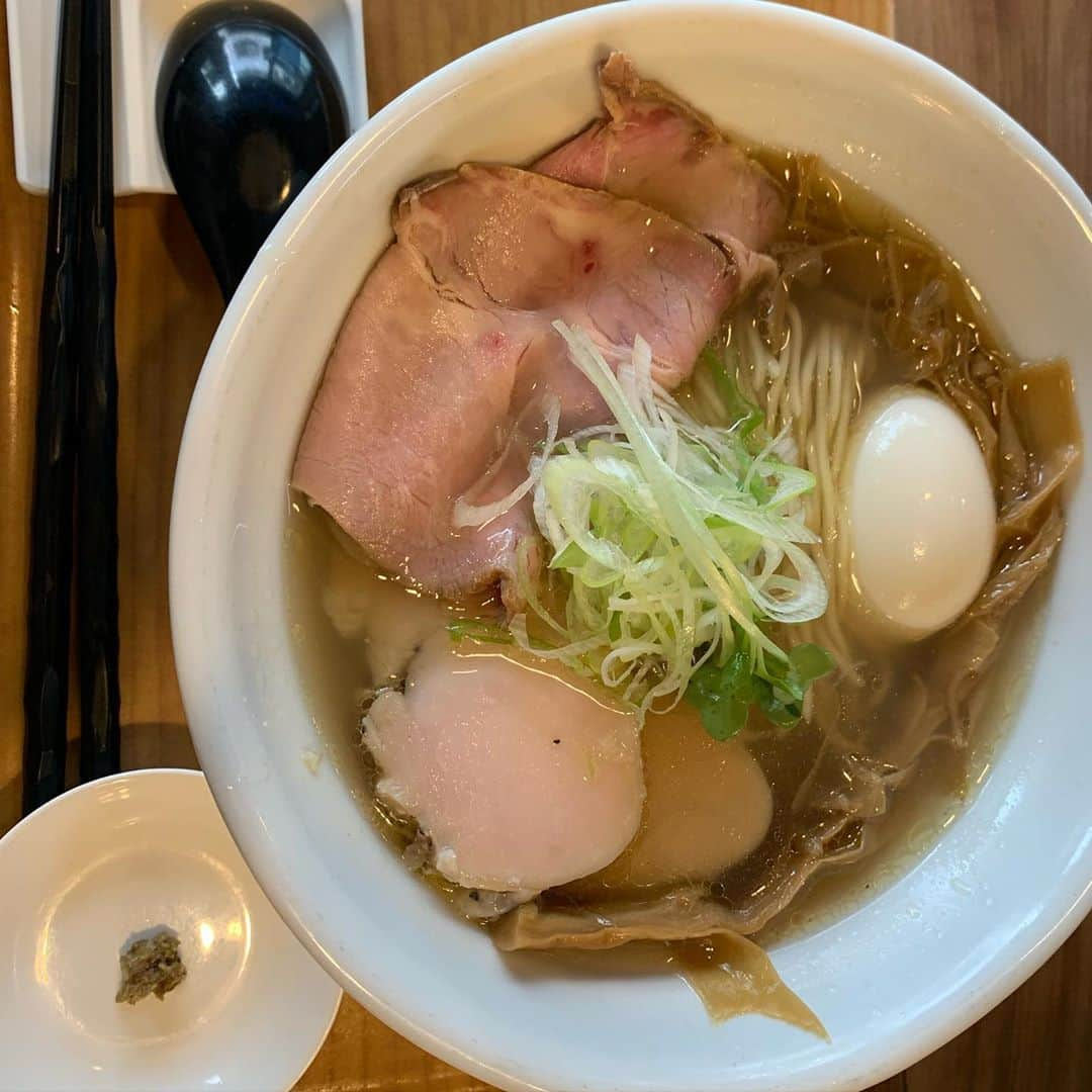 小田島沙知（かぎしっぽ）さんのインスタグラム写真 - (小田島沙知（かぎしっぽ）Instagram)「ラーメンってさ、なんでこんなに食べたくなるんだ！ みんな違ってみんないい！！  #かぎしっぽさち #ラーメン #大丈夫 #毎日 #食べたい #太るから我慢」9月14日 10時04分 - kagisippo_sachi