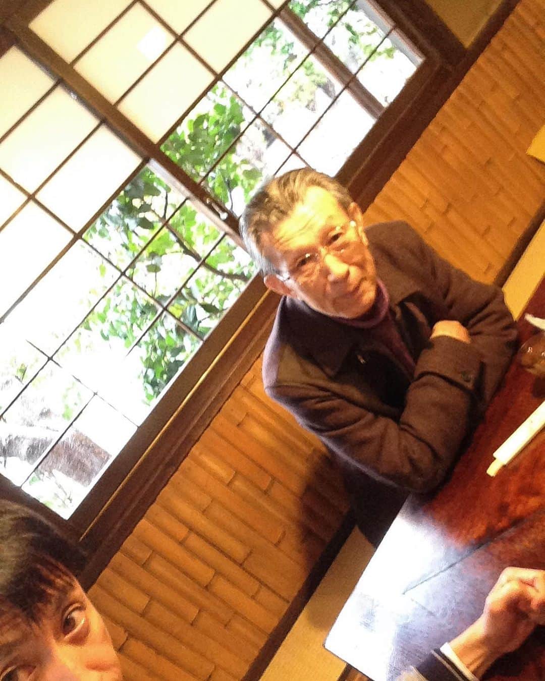 のインスタグラム：「今日9/14は親父の7回忌 僕にとって世界で一番尊敬する人だった🥺 ほんとは喪主だから群馬に行かないとなんだけどコロナだから東京からは来ない方がいいと親戚一同の意向で僕はお墓参りのみ😭 今日はplayfully の収録を頑張ります😵  #山崎昭八 #R.I.P」