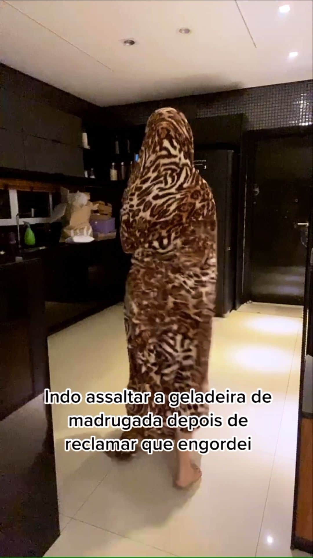 Gabriela Salesのインスタグラム：「Eu agora. Quem nunca 😂😂😂」