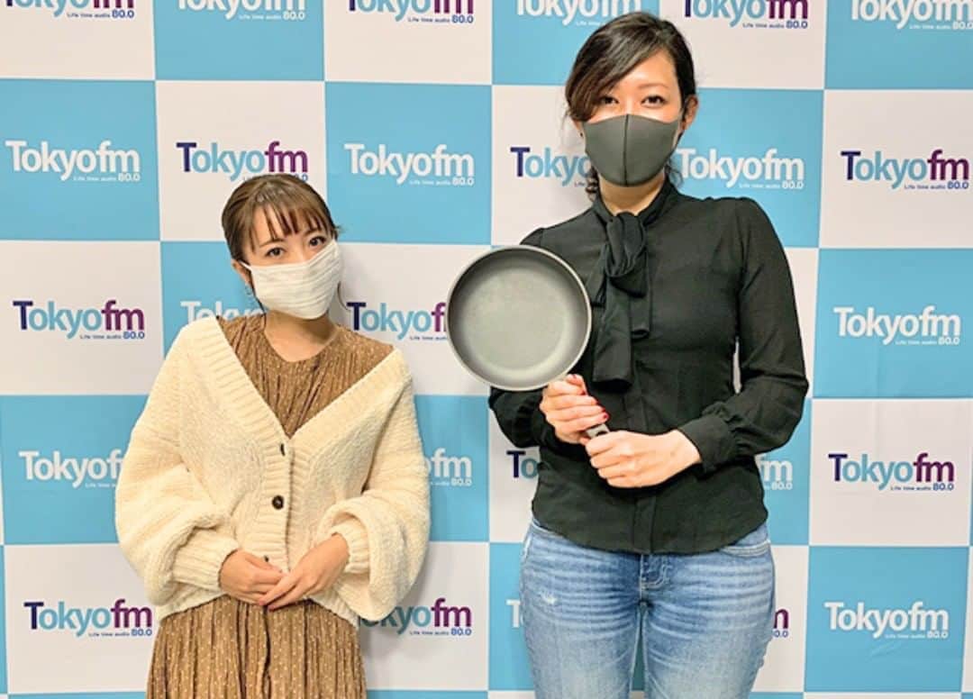のインスタグラム：「今日の #これなに は、月曜日パートナーの #REINA さんと一緒に2時間お届け！  ✨#モーリー・ロバートソン さん✨をお迎えして、「アメリカ大統領選挙」を中心にお届け！  これから、ジャパネットたかたしちゃう？では、優秀で話題の商品をご紹介！  ⏬#radiko はこちら！ http://radiko.jp/share/?sid=FMT&t=20200914130000  #たかみな #高橋みなみ #tokyofm」
