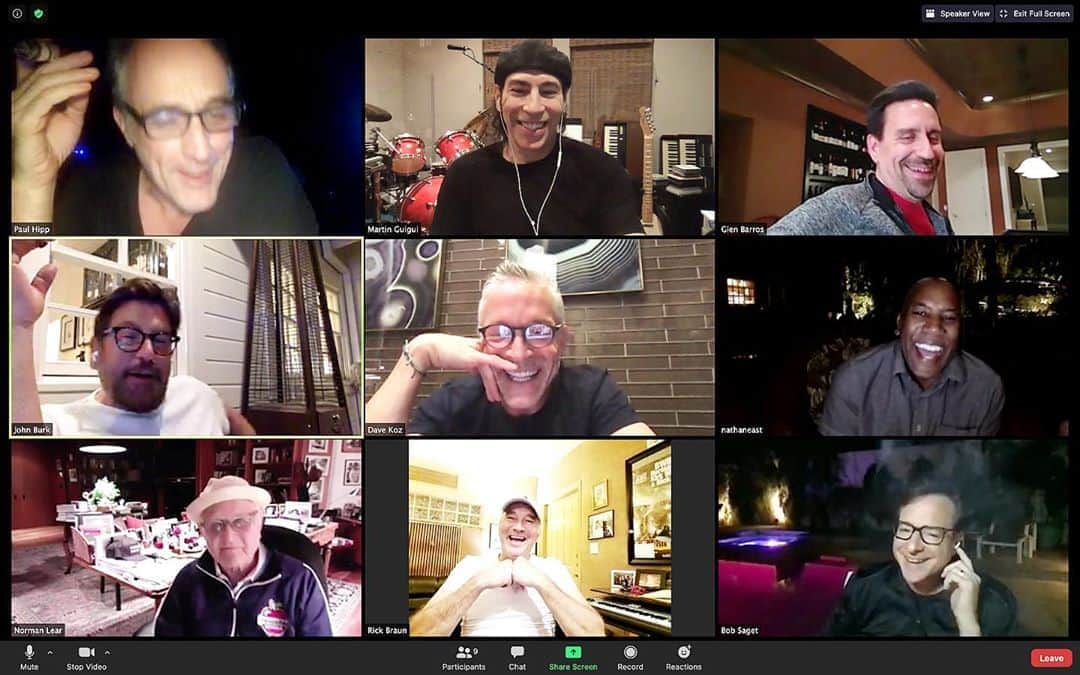 ボブ・サゲットのインスタグラム：「LOVED tonight’s cigar night. In person we all get to play music and sing into the night at @thenormanlear ‘s house but now Zoom is our best friend besides each other.  Pictured here are my dear friends: @paulhipp Martin Guigui, Glen Barros, John Burk, @davidstephenkoz @nathaneast @thenormanlear John Burk, Rick Braun aka @brauntosoarus and me. Our brilliant pal Gregg Field had just signed off.  Such a blessing to be able to talk about life and music and the world with such beautiful talented friends. Do it as much as you can. We all need each other, especially now.」