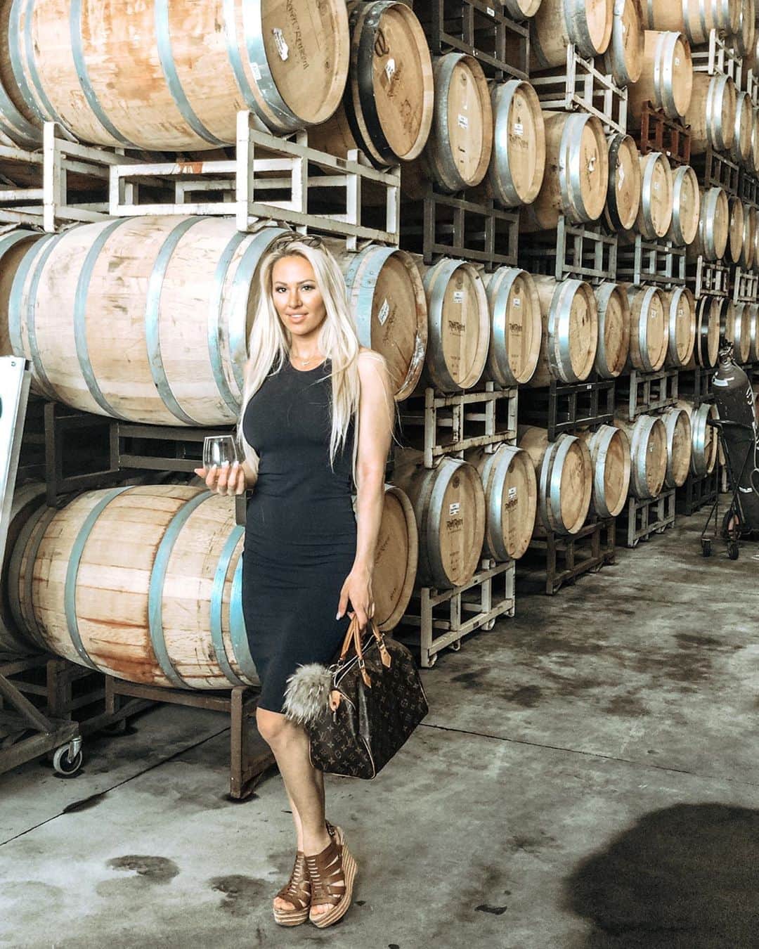 Kindly Myersのインスタグラム：「Wine about it. 🍷」