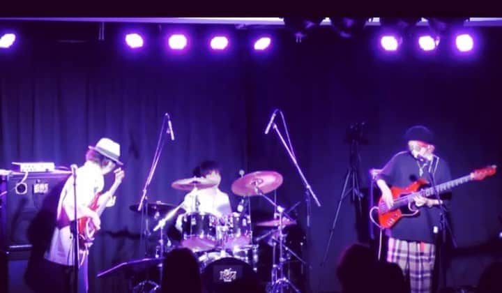 坂東慧のインスタグラム：「I.T.Revolution @ 高槻Music Square 1624 Tenjin めっちゃ盛り上がりました！ ありがとうございました！ 明後日は目黒ブルースアレイです！」