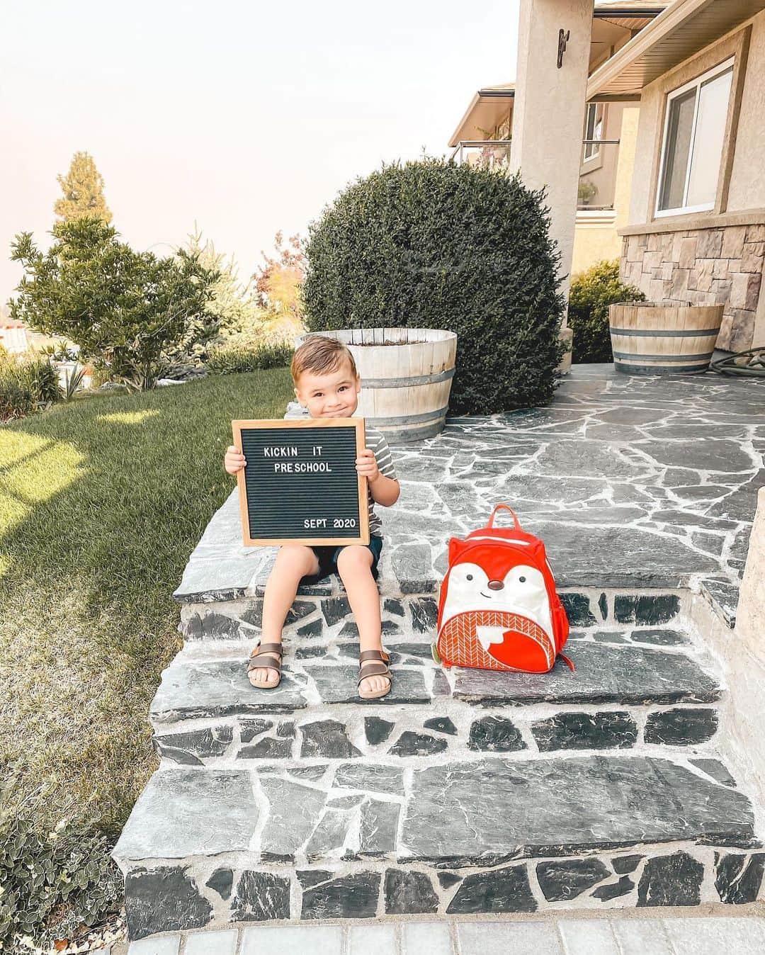 Skip Hopさんのインスタグラム写真 - (Skip HopInstagram)「We hope all of you Skip Hoppers had a great first day of school! 🎒✏️📓   We know this school year may look different, but we loved cheering on your little ones as they began #returningtolearning! ❤️  📸: @l_defeo, @siresplayroom, @azzoutanna, @mdvanriper, @jpodoshen, @_thevintageblonde_ , @raisingtherootsboys, @jenhonovicherczeg, @ava_and_alessia, @paigerpalooza」9月15日 1時15分 - skiphop