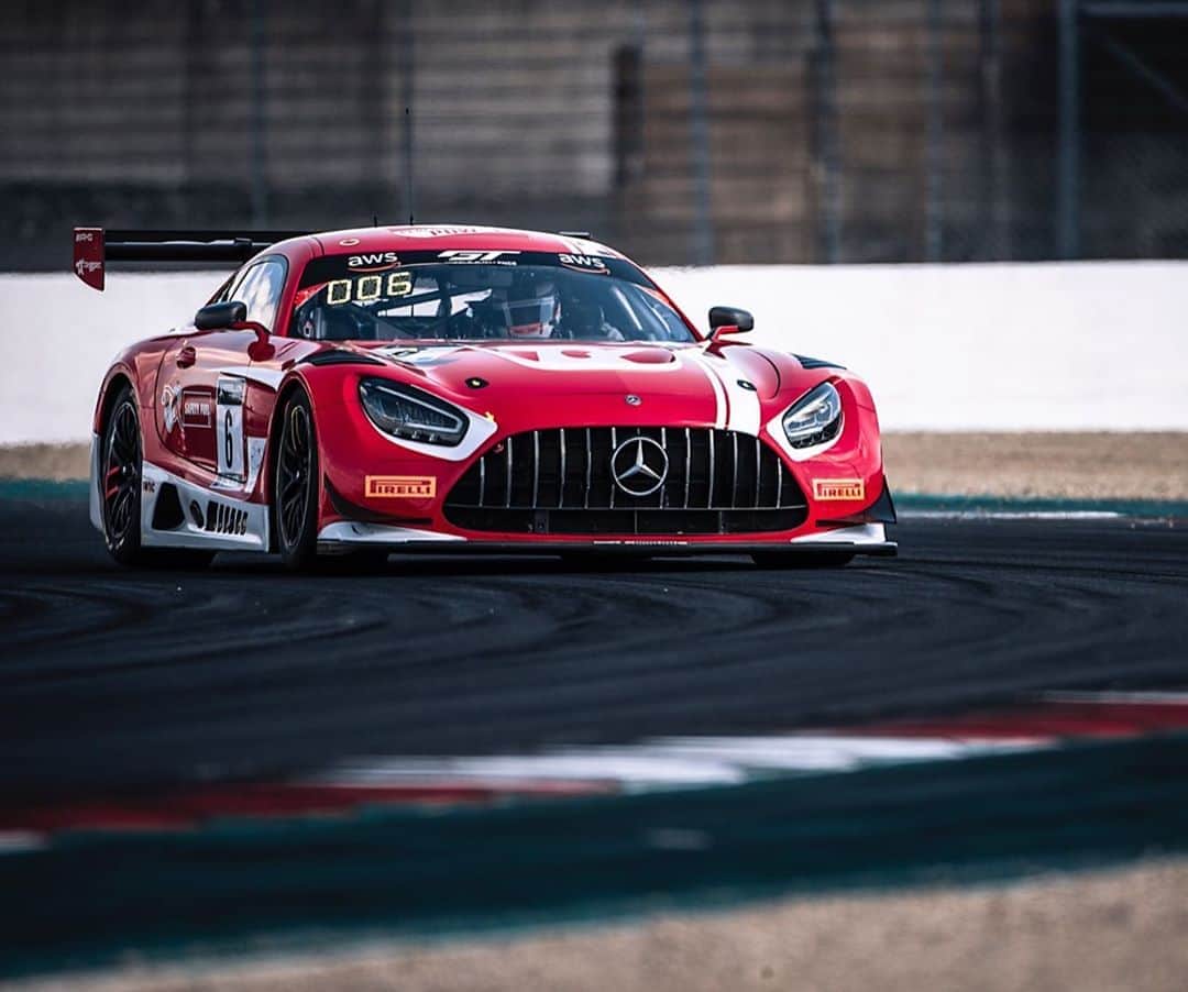 Mercedes AMGさんのインスタグラム写真 - (Mercedes AMGInstagram)「It was a successful @gtworldchallengeeurope race weekend at @circuitmagnycours! In the first Sprint Cup race of the weekend on Saturday, @lucastolz and @maroengel secured a convincing victory for @hauptracingteam with the #4 Mercedes-AMG GT3. In the second race on Sunday, the #88 Mercedes-AMG GT3 by @akkaaspteam finished runner-up, followed by @hauptracingteam (#4) in third place. A Silver Cup victory on Saturday and a second place in Silver Cup on Sunday by @toksportwrt (#2) rounded out the strong performance by the Mercedes-AMG Customer Racing Teams. Congrats to all teams and drivers!   #MercedesAMG #MercedesAMGMotorsport #AMGGT3 #10YearsAMGCustomerRacing #GTWorldChEu」9月15日 1時16分 - mercedesamg