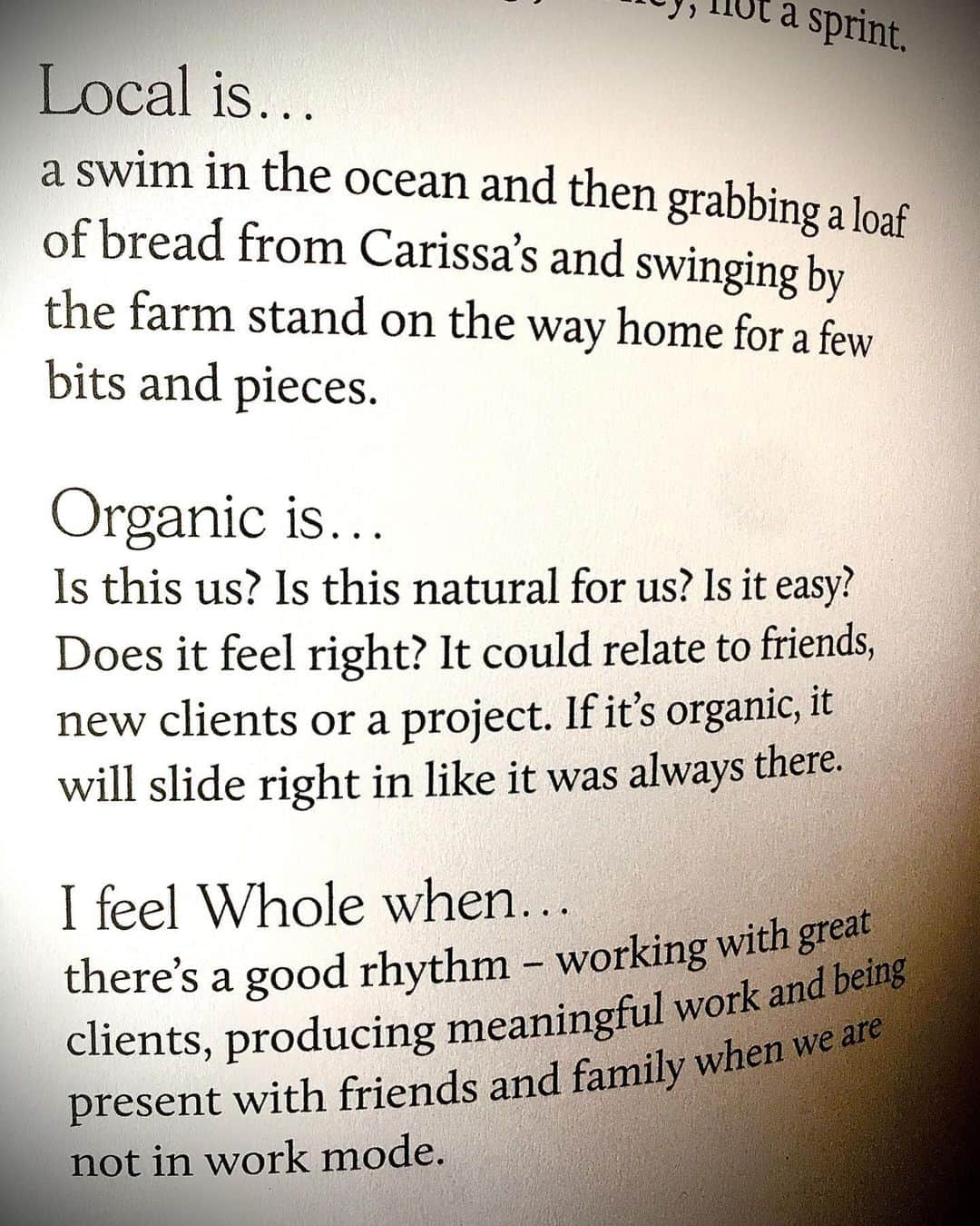 エヴァンジェリン・リリーさんのインスタグラム写真 - (エヴァンジェリン・リリーInstagram)「So edified by reading this book at this moment in time. STILL by @nataliewalton   #timely #slow #still #peace #calm #stillness #organic #sustainable #thoughtful #intentionalliving #reading #feeling」9月15日 1時40分 - evangelinelillyofficial