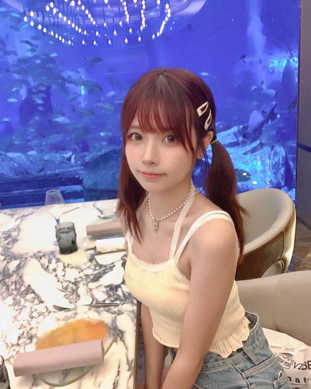 Liyuu（リーユウ）さんのインスタグラム写真 - (Liyuu（リーユウ）Instagram)「水族馆吃饭🐟」9月14日 17時30分 - koi_liyuu