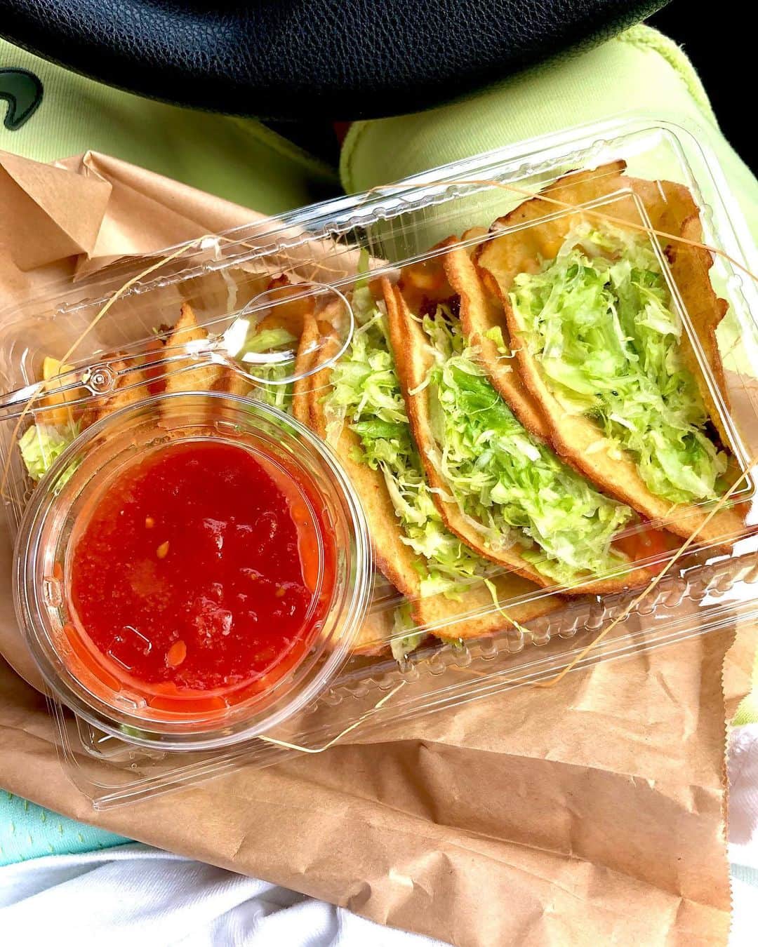 ZEN-LA-ROCKのインスタグラム：「🌴沖縄最終日🌴 ①メキシコ ②キンタコ ③ブエノチキン ④食い過ぎ🤤 . . . #zetz #今から打ち上げ」