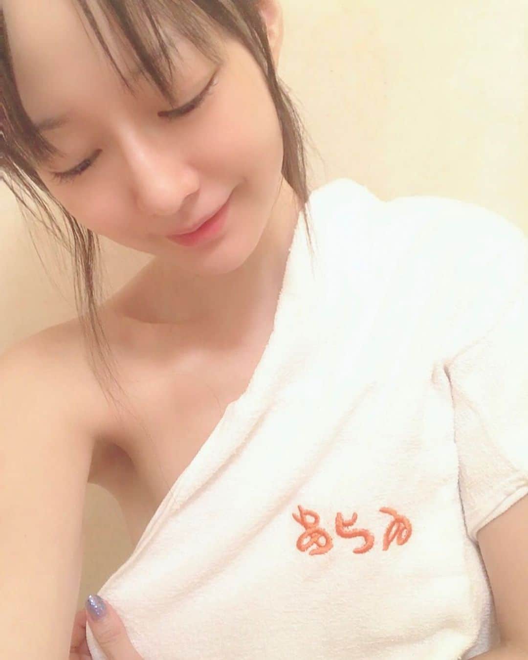 吉山りさのグルメインスタ