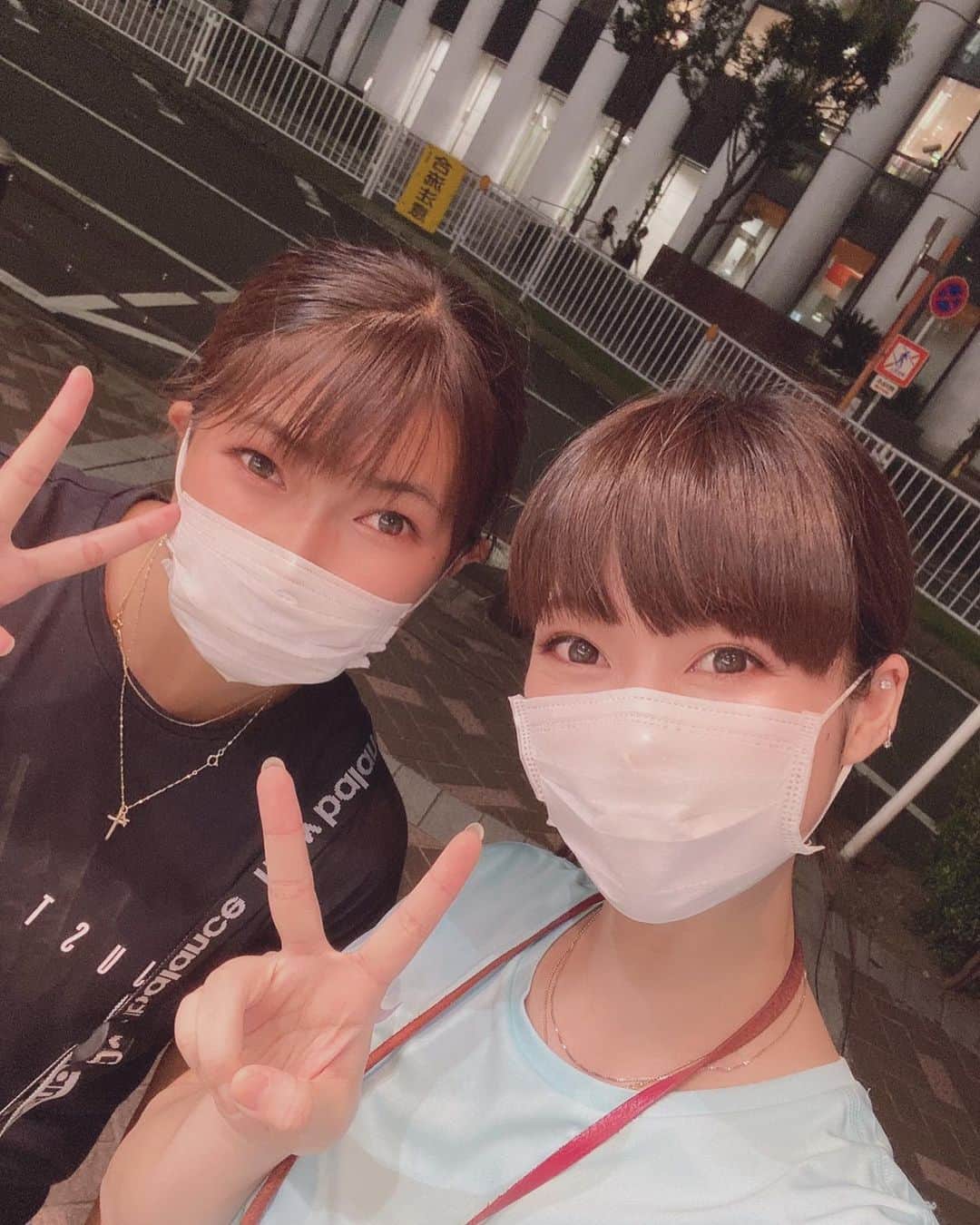 宮坂楓さんのインスタグラム写真 - (宮坂楓Instagram)「. 最近のお気に入りを紹介する〜！ 練習終わって、歩くのもしんどい時、これを塗るとすっとほぐれてまた練習できるかも🥰と思えるほどの優れもの😊 夜、お風呂に入ったあとのケアの時に愛用してるよ💕 ケアも練習と同じくらい大事✌️ 気になる人はSTEPに行って体験してみて🥰感動するよ🤗 ちなみに、横浜店のSTEPに行くと美人な店長さんに会えます😜❤️ .  #powermaximize #run#running#training#triplejump #三段跳#トレーニングケア #セルフケア#マッサージ」9月14日 19時16分 - kaede_official_