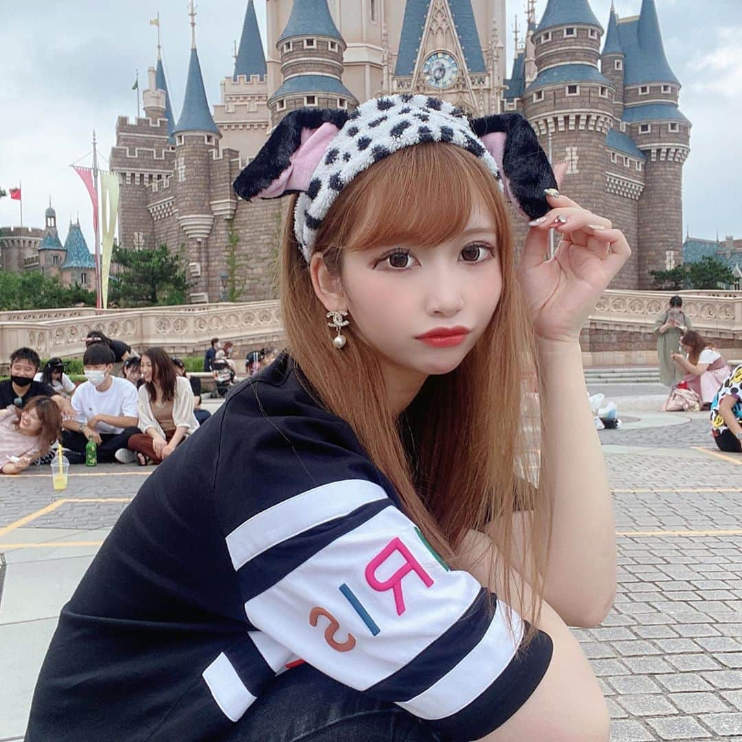 乃音のインスタグラム：「. 幼なじみとディズニーいてきた🐭💓🏰 充実した休日👼🏻✨ . #ディズニー #ディズニーランド#disneyland #アジアンクラブ#アジアン#歌舞伎町#歌舞伎町キャバ嬢 #歌舞伎町キャバクラ #新宿歌舞伎町#新宿キャバ嬢#新宿キャバクラ＃東京キャバ嬢#東京キャバクラ #アジアンクラブのん#アジアンのん#のん#ヘアカラートレンド #キャバ嬢#」