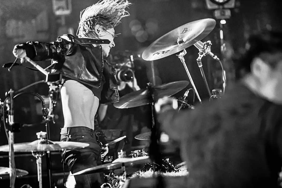 Tatsuya Amanoのインスタグラム：「🌐SPECIES VIRTUAL WORLD TOUR🌐﻿ ﻿ Photo by @nishimakitaichi  ﻿ #tokyosessions」