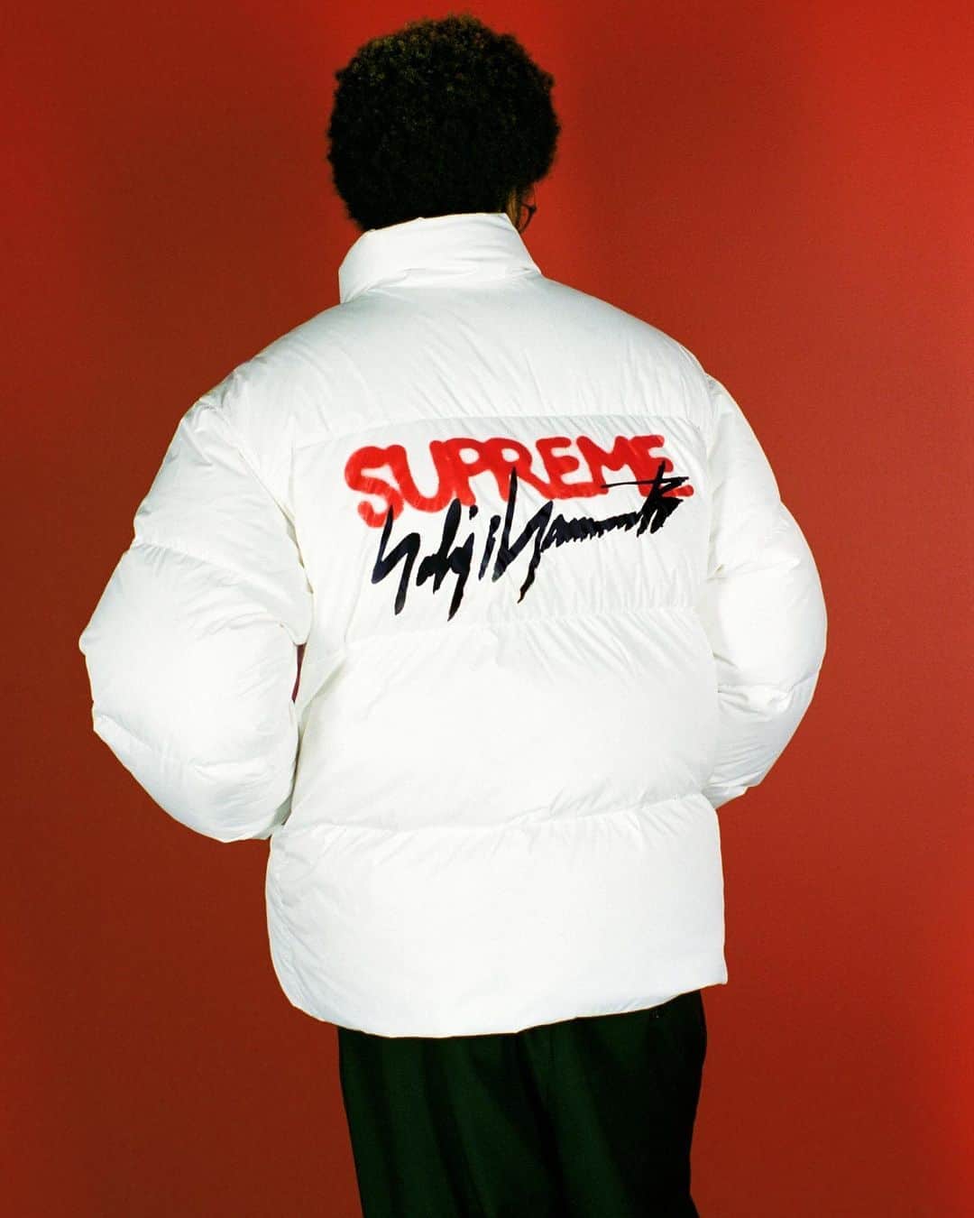 HYPEBEASTさんのインスタグラム写真 - (HYPEBEASTInstagram)「@hypebeaststyle: @supremenewyork has enlisted @yohjiyamamotoofficial for a new collaborative capsule featuring original artwork by Sancheeto, Peter Saville and Yuuka Asakura. Check out the full range via the link in our bio. It’s all set to arrive in-stores and online on September 17, and in Japan on September 19.⁠⠀⁠⠀ Photo: Supreme」9月14日 19時30分 - hypebeast