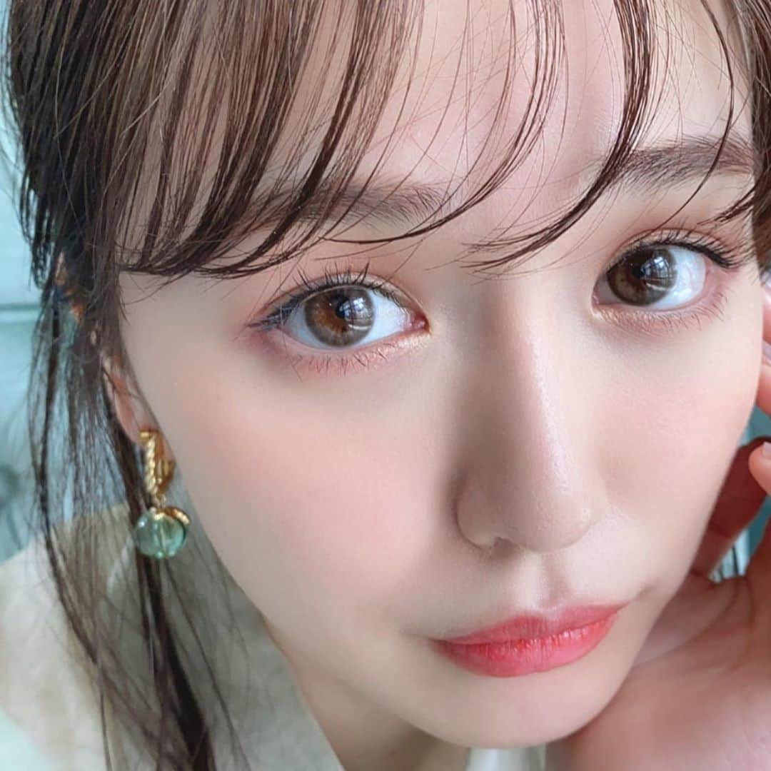 菅本裕子さんのインスタグラム写真 - (菅本裕子Instagram)「お知らせです❤︎﻿ ﻿ 先日から告知をしていたChu'smeの新色が、遂に本日発売になりました〜〜！！﻿ ﻿ もう本当に死ぬほど可愛い😭😭！﻿ ﻿ 今回はよりナチュラルな、大人あざとカラコンになってます🥰﻿ ﻿ ありがたいことに私が告知をする前から楽天のカラコンランキングで１位、総合ランキングで２位となっていて・・😭😭本当に驚きでした😭！告知をしたら、なんとサーバーダウンしたみたいで😭た〜くさん色んなものが販売されている楽天の全ての中で！総合１位になっていて・・本当に驚きですありがとうございます！﻿ ﻿ 先着で数に限りがありますが、ノベルティーキャンペーンもやっていますのでぜひチェックしてみて下さいっ！﻿ ﻿ #chusme #チューズミー #ゆうこす #菅本裕子 #ゆうこすカラコン #カラコン」9月14日 19時49分 - yukos0520