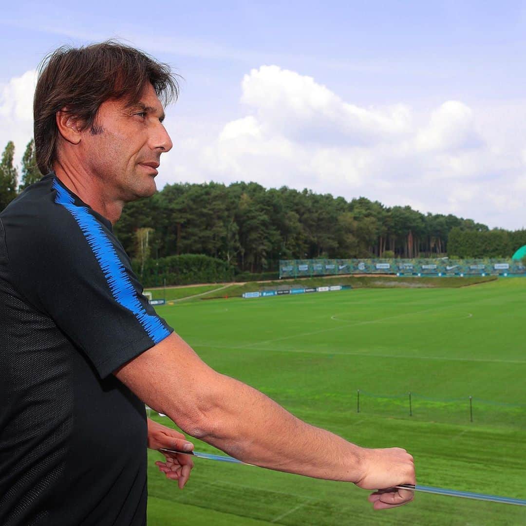 インテルナツィオナーレ・ミラノさんのインスタグラム写真 - (インテルナツィオナーレ・ミラノInstagram)「COACH, WELCOME TO INSTAGRAM! 📲⚫️🔵 Our Coach, Antonio #Conte, now has an official account: let’s give him a great welcome! @antonioconte #Inter #ForzaInter #Football #Instagram」9月14日 20時00分 - inter