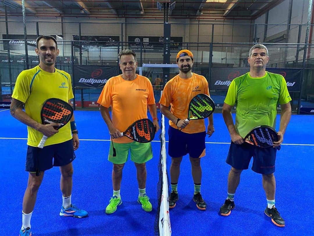 ジョルディ・コディーナのインスタグラム：「Buen partido para empezar el día y la semana... @rubendelared @robertofresnedosooficial @angel_jesus50」