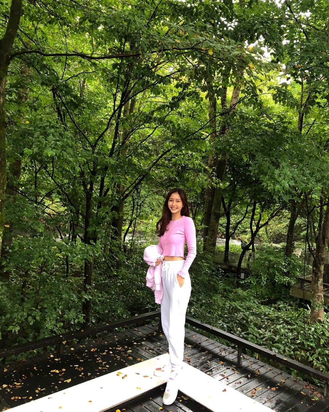 季葉のインスタグラム：「karuizawa 🍃 1日目は天気がいまいちで残念だったけど今日は晴れてよかった✨」