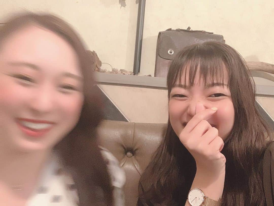 茉玲さや那さんのインスタグラム写真 - (茉玲さや那Instagram)「﻿ 久しぶりの再会‪‪☺︎‬﻿ ﻿ 笑いすぎてやっと撮れた1枚﻿ 記念にブレブレ載せておきます。笑﻿ ﻿ ﻿ #同期﻿ #改めておでこ広いねって言われた﻿ #うん確かに笑﻿ ﻿」9月14日 20時19分 - sayana_egg_98