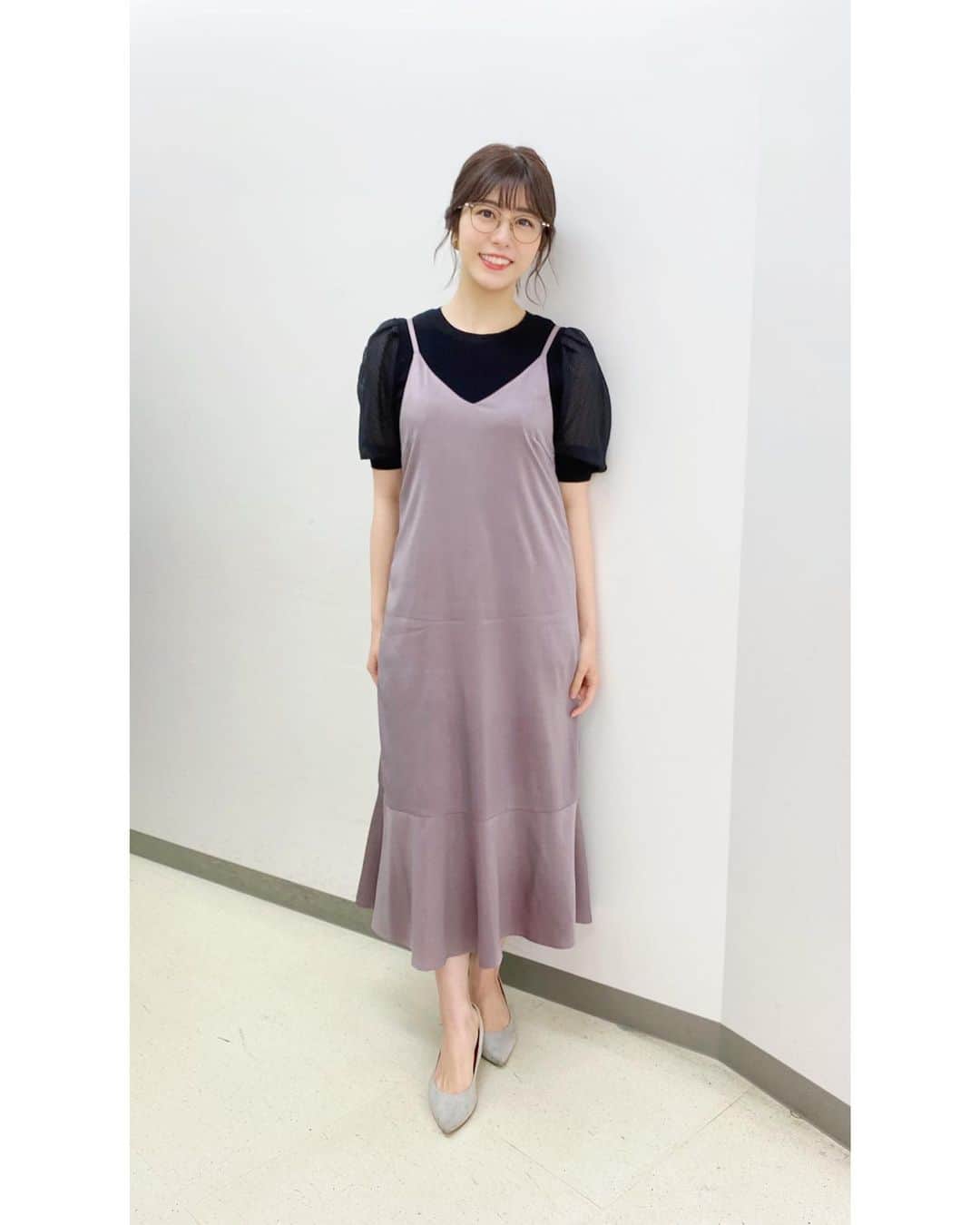 森山るりのインスタグラム：「. あす夜22時から ニュース女子オンエアです☺️ 放送している地域や、 YouTubeの生配信で観ていただけます📺 . @mischmasch_official」