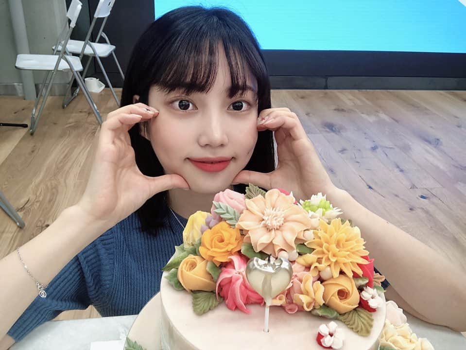 DIAのインスタグラム：「⠀ [🎂] ⠀ 2020.09.14 ❣️‪DIA 5th ANNIVERSARY‬❣️ ⠀ #다이아 #DIA #AID #주은 #JUEUN #DIA_5th_Anniversary」