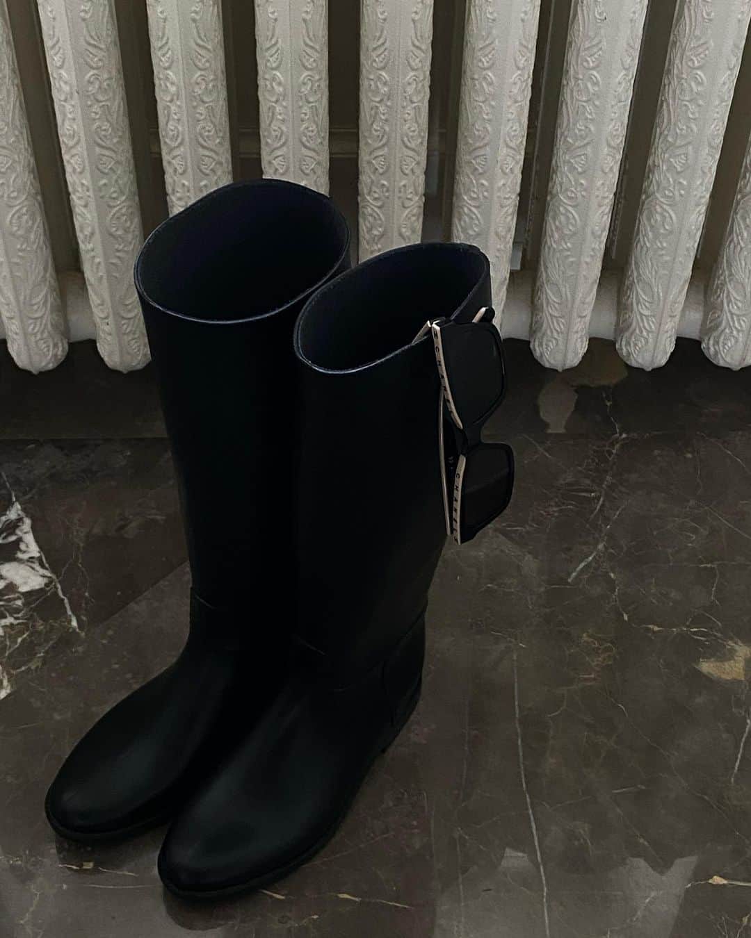 Mathilde Goehlerのインスタグラム：「Fall essentials」