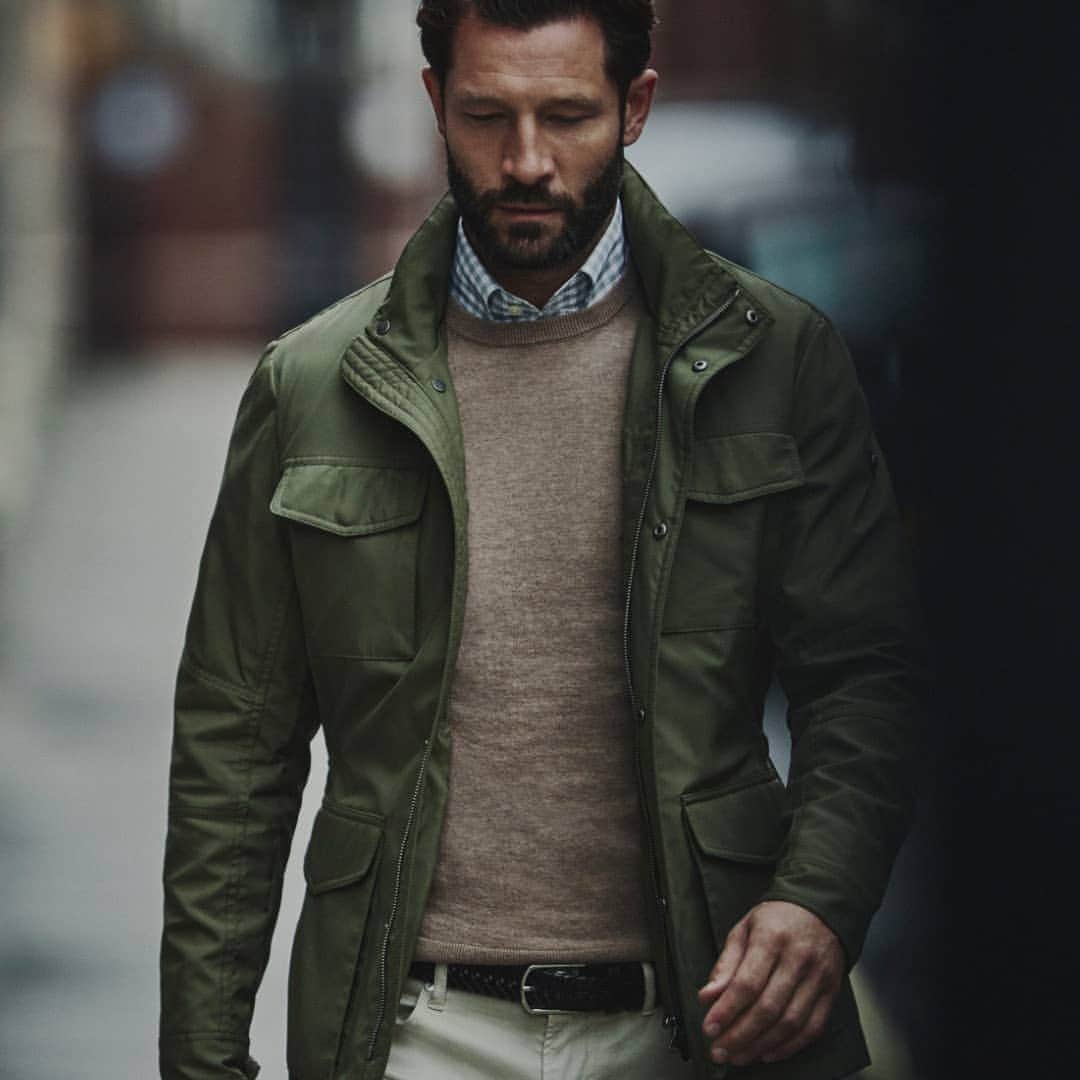 ハケットのインスタグラム：「Introducing our new Autumn Arrivals - Wardrobe Essentials For Every Man #STAYHackett」