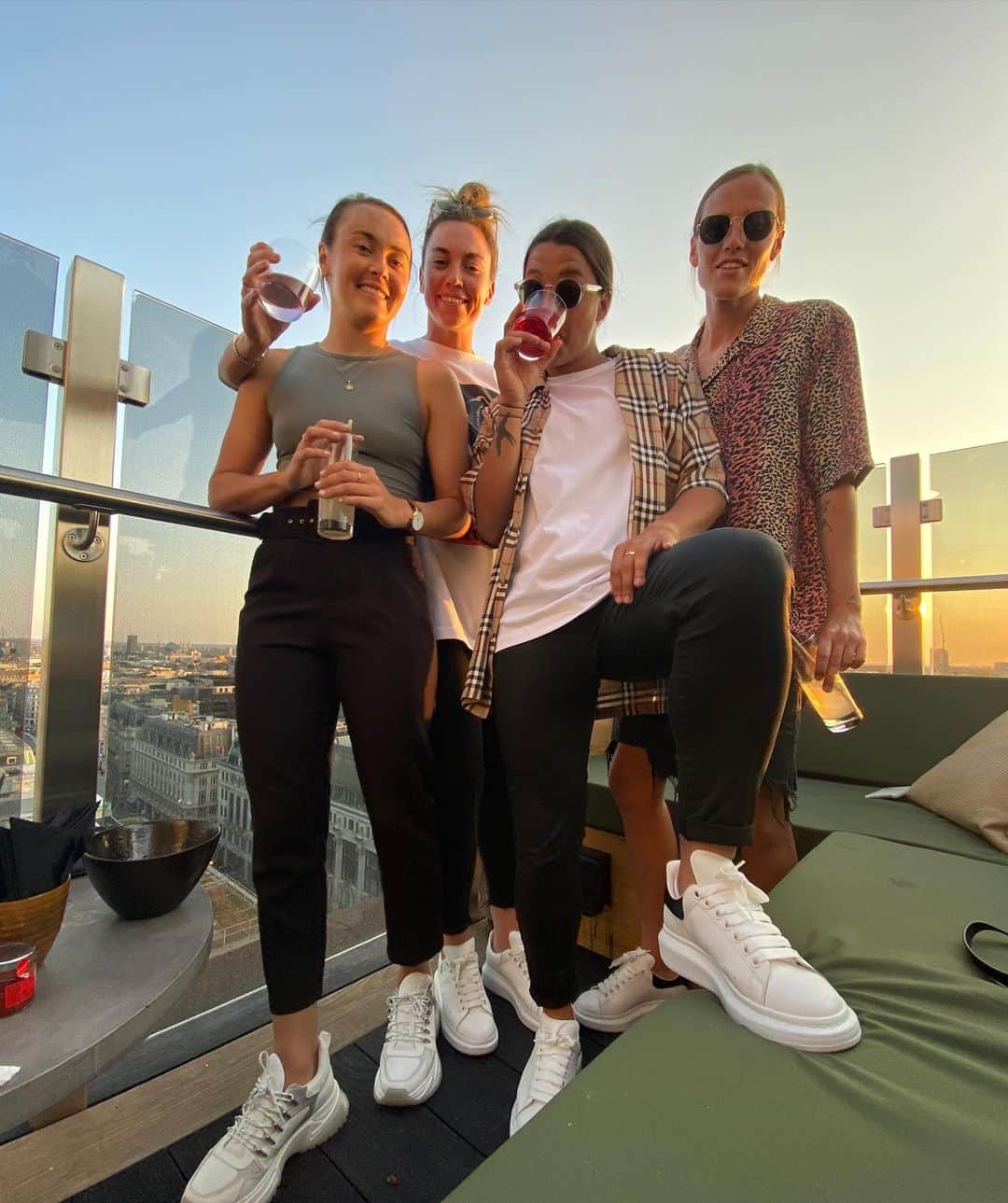 エミリー・バン エグモンドのインスタグラム：「Aussie love 💙🇦🇺」