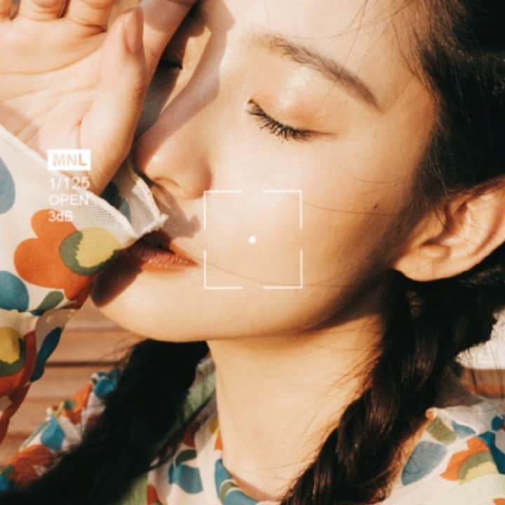 段文凝のインスタグラム：「✨編集アプリを使って写真をカッコ良く編集する事にちょっとハマっちゃったw でも携帯📱の画面がちょい大きくなって欲しいですね…😂😂 みなさんも楽しいことが増えますように！❤︎  Photo：@isomurahama Makeup：@s1ndy_makeup  #TV#TV収録#TV出演# #メイク#インフルエンサー#撮影#チャイボーグ#オルチャンメイク#オルチャンヘア#韓国#中国#ファッションモデル#モデル#ヘアメイク#中国メイク#クリエイター#雑誌#雑誌撮影#雑誌掲載#ポニーテール#広告モデル#タレント#イベント#アパレル#アパレル撮影#アパレルモデル#ファッション#段ちゃんねる」