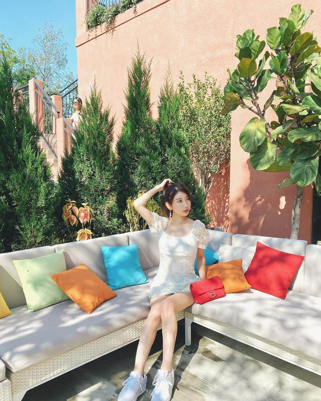 亜里沙さんのインスタグラム写真 - (亜里沙Instagram)「今天是穿夏天衣服的最後一天☀️ 台中超熱 回台北了〜 這家的自製義大利麵很好吃🍝 #bacitali小義大利  ・ 台中に1泊して台北に戻ってきました✨ この台中旅行で夏服着納めたつもりです。 友達が探してくれたこの可愛いお店は 自家製のパスタ麺で美味しかった😋私の心の癒しパールちゃんと。 台湾は小麦系のパンとかパスタ美味しいですよ〜 （お米は食べるけど小麦系は普段は控えております🙏 久しぶりにタイムリーに投稿できて嬉しい、、 ・ ・ #台中 #台中旅行 #alisa_in_taiwan #台湾 #台灣 #taiwan  #taipei #taiwanlover #台湾生活 #台湾留学 #台湾旅行」9月14日 22時07分 - alisa_0302