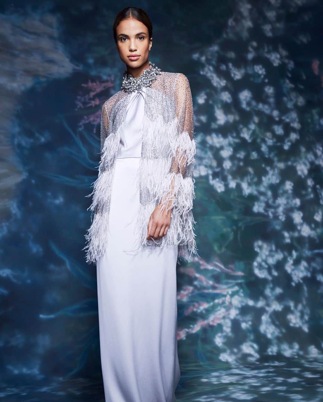 Fashion Weekさんのインスタグラム写真 - (Fashion WeekInstagram)「Feathered and fabulous 💙 Effortless elegance abounds in @marchesafashion's @NYFW September 2020 lookbook, featuring the new Spring 2021 collection. Swipe to see some of the looks and follow @marchesafashion for more from the label #NYFW」9月14日 22時08分 - fashionweek
