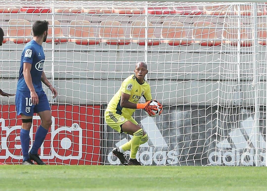 小久保玲央ブライアンさんのインスタグラム写真 - (小久保玲央ブライアンInstagram)「❤️❤️⚽️⚽️ #benfica #pelobenfica #puma #pumafootball」9月14日 22時11分 - leobriankokubo