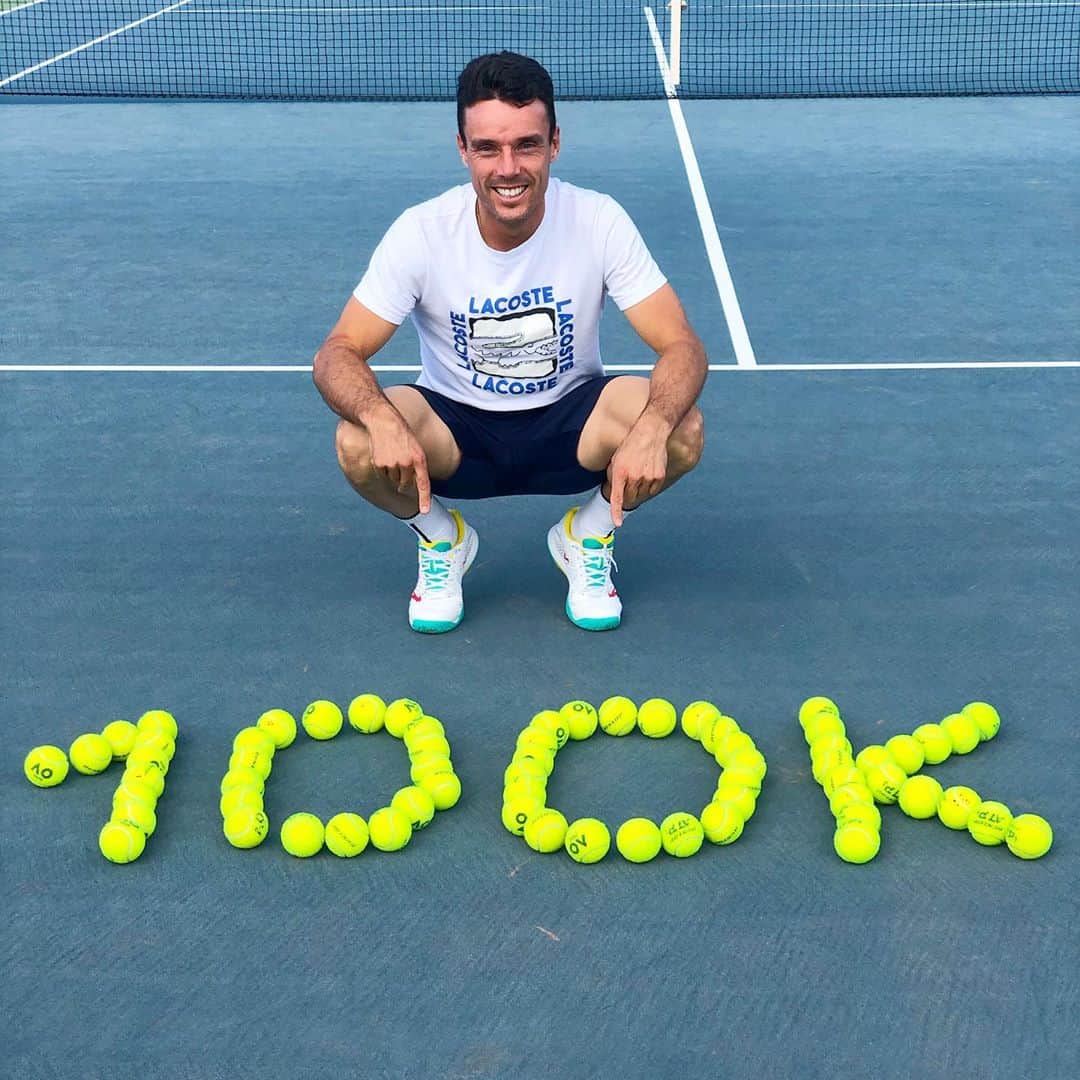 ロベルト・バウティスタ・アグートさんのインスタグラム写真 - (ロベルト・バウティスタ・アグートInstagram)「100K💥 Gracias a todos por estar siempre ahí! ⁣ ⁣ Thank you all for being always there 😉👏🏼⁣ ⁣ #RobertoBautistaAgut #Tennis #Tenis」9月14日 22時12分 - robertobautistaagut