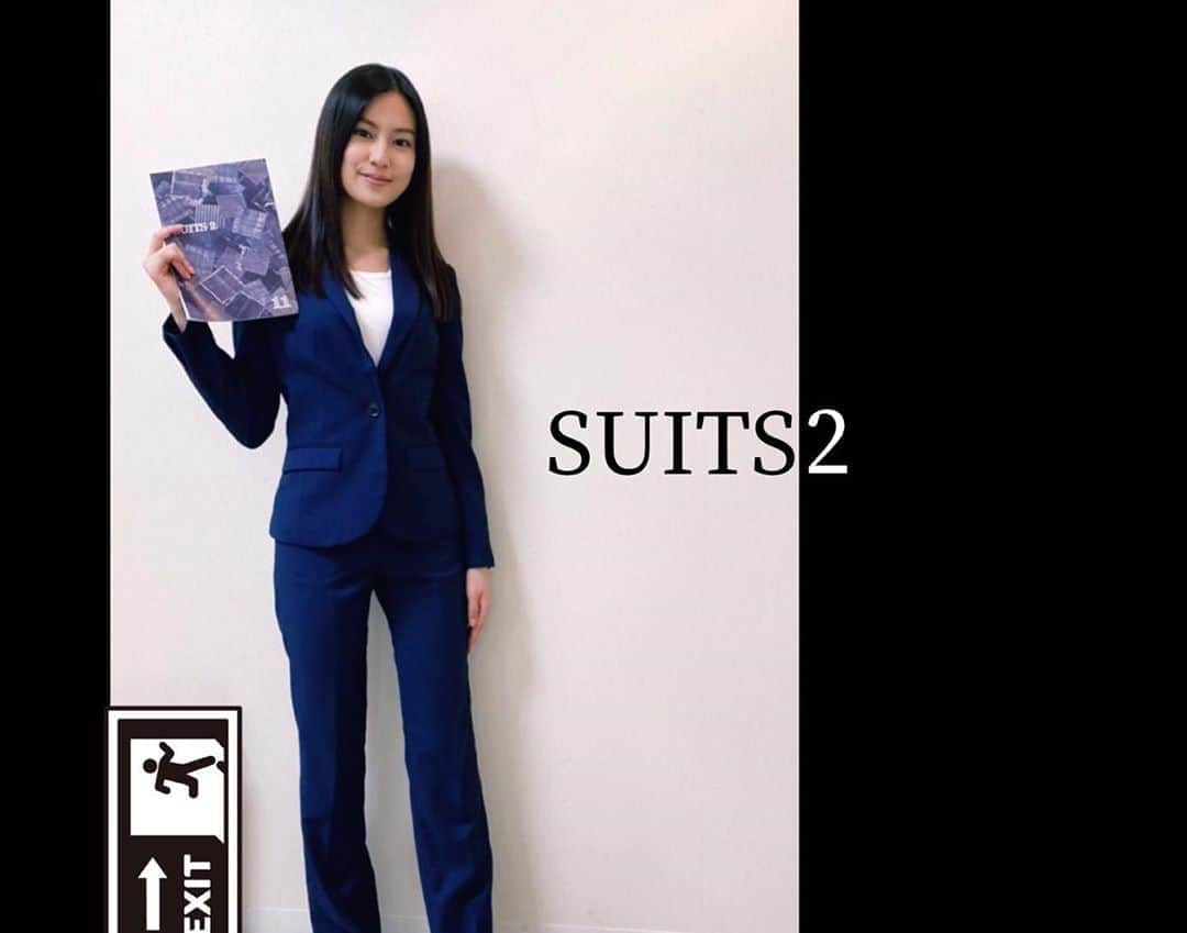 恒松祐里さんのインスタグラム写真 - (恒松祐里Instagram)「お知らせ👔 月9ドラマ「SUITS／スーツ2」の11話に鮎川依子役で出演します。 この作品はアメリカ版「SUITS」が原作の大手法律事務所を舞台にした人間ドラマです。 ㅤㅤㅤㅤㅤㅤㅤㅤㅤㅤㅤㅤㅤ 実は中学生くらいの頃から原作であるアメリカ版「SUITS」のファンで、キャストも物語も大大大好きだったので、今回少しだけですが そのクールでスマートな世界にお邪魔できてとても嬉しかったです❗️ ㅤㅤㅤㅤㅤㅤㅤㅤㅤㅤㅤㅤㅤ 来週の月曜よる9時からフジテレビにて放送されます。 お楽しみに！ ㅤㅤㅤㅤㅤㅤㅤㅤㅤㅤㅤㅤㅤ #ドラマスーツ　@drama_suits」9月14日 22時12分 - yuri_tune