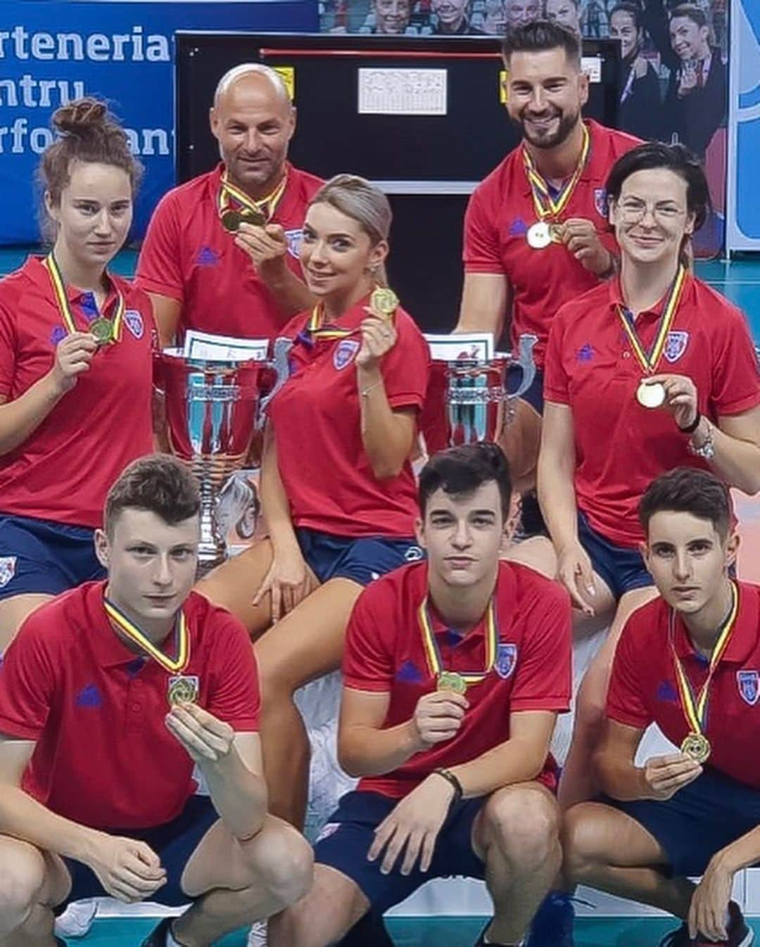 ベルナデッテ・スッチさんのインスタグラム写真 - (ベルナデッテ・スッチInstagram)「First place at the Romanian national championships with my team (season 2019/2020)!  I am very happy with our performance!  I would like to thank to all the CSA Steaua family for all the support! Great result comes with great people! Love you all! Best team ever! ❤️💙 #csasteaua #bestteam #family #firstplace #myteam #teamspirit #teampower #hardwork #hardworkpaysoffs #tabletennis #mysport #myjob #🥇 #🏆 #❤️💙 #loveyouall #🏓」9月14日 22時28分 - szocsbernadettecynthia