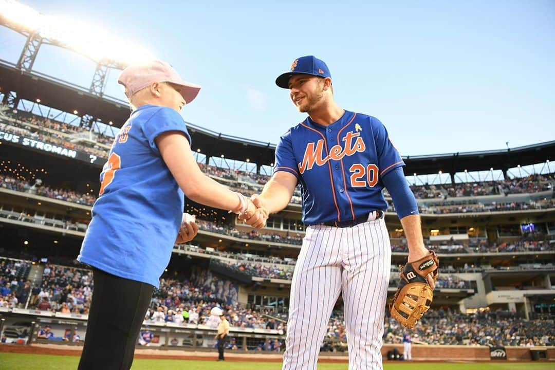 ニューヨーク・メッツさんのインスタグラム写真 - (ニューヨーク・メッツInstagram)「Throw-back to last year's #ConfortoCares outing with future stars from @Cohen_Childrens! 🤞We see you soon! 💙🧡#TogetherWeAmaze #PediatricCancerAwareness #LGM」9月14日 22時36分 - mets