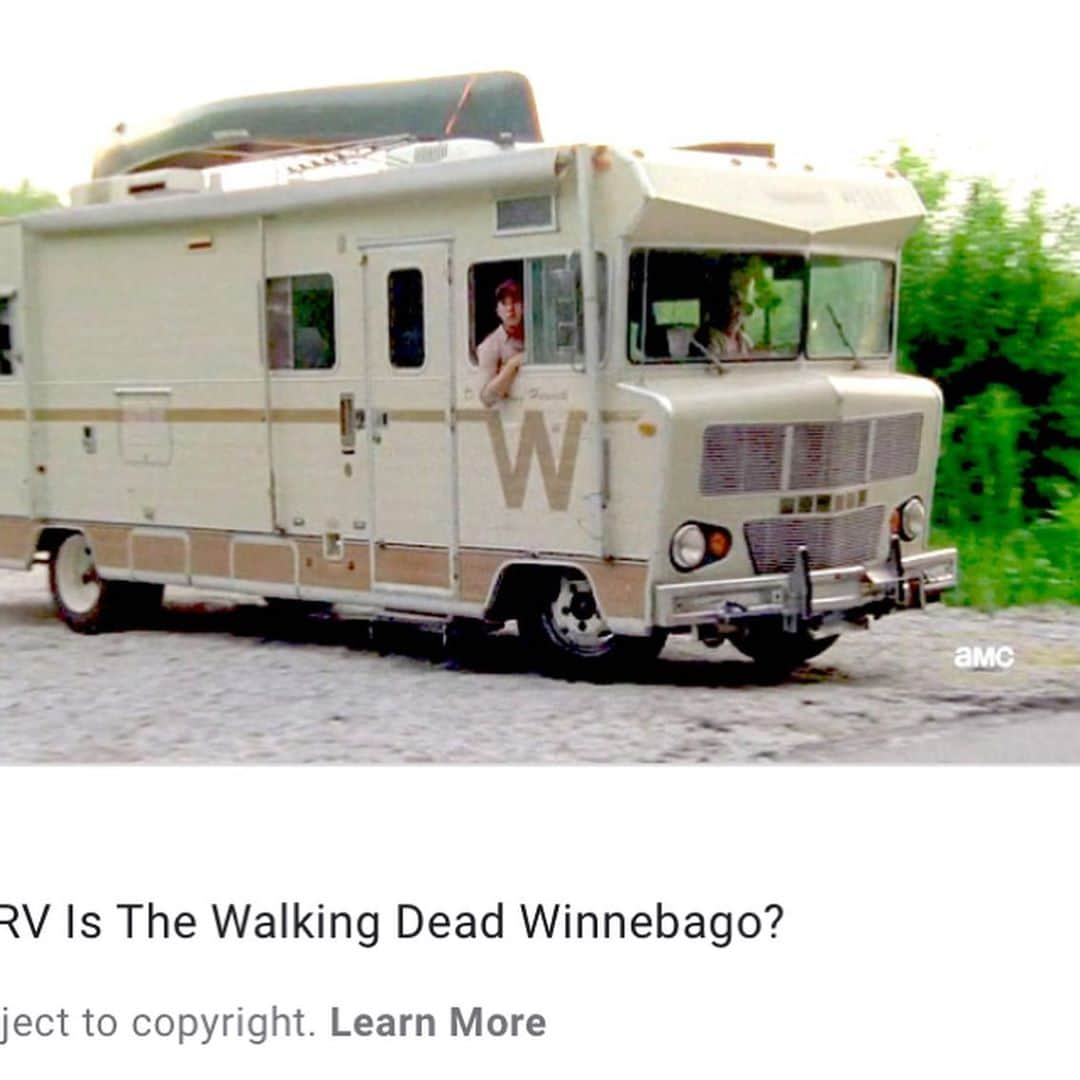 ラリー・ギリアード・Jrさんのインスタグラム写真 - (ラリー・ギリアード・JrInstagram)「I was driving on hwy 83 yesterday and saw this! TWD fans know all about it. Dale’s RV. #crazy #awesome #twd」9月14日 22時47分 - thereallgjr