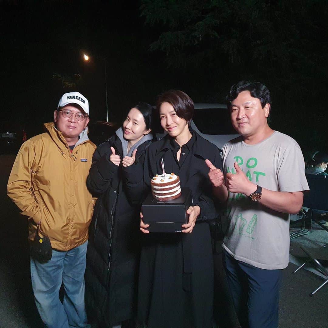 チン・ソヨンのインスタグラム：「#영화 #리미트」