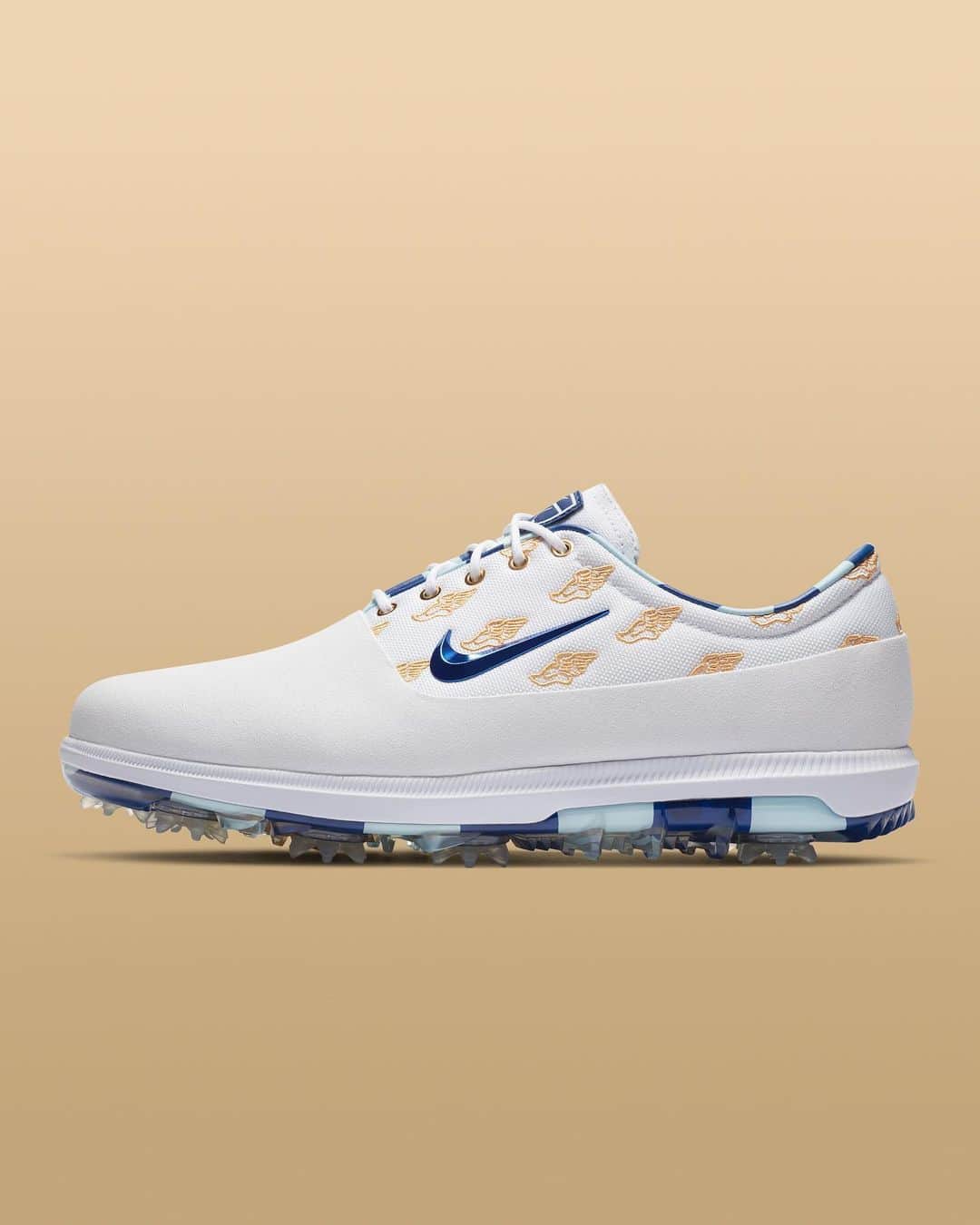 Nike Golfさんのインスタグラム写真 - (Nike GolfInstagram)「"Wing It" NRG Footwear Pack. Build your own legacy as you step onto the links with wings on your feet.   Shop link in bio」9月14日 22時59分 - nikegolf