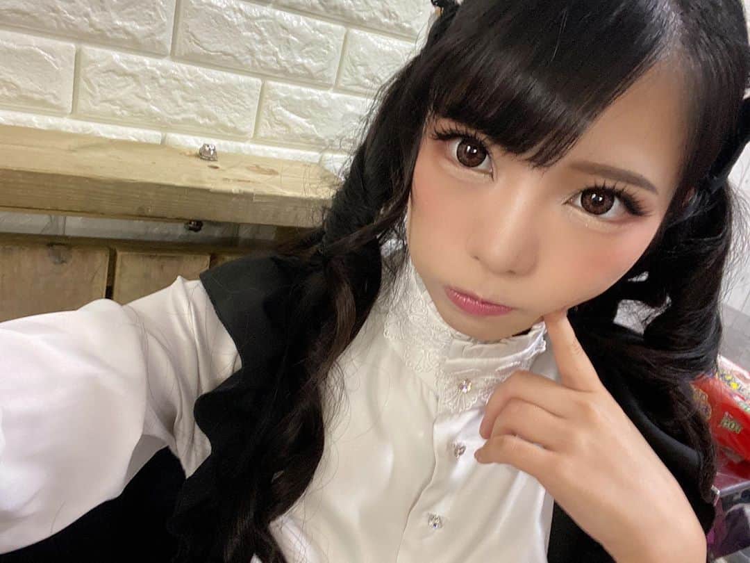 のインスタグラム：「. . . 札幌でのオフ会と緊縛調教撮影会、そして札幌フェティッシュフェスティバルでのSMショー…！！ . 来て下さった皆様本当に本当にありがとうございました…😭💞 . . 北海道に変態が多いことは知っていたけど…、優しく穏やかでエロへの情熱が凄まじい変態がとても多くて、皆様と出会えて幸せです☺️💞 . . もっとお話ししたかったなあ…💕 . また北海道でイベントやるってなったら来てくださいね？💕また開催出来るよう頑張るので…！！ . . . #札幌 #北海道 #北海道イベント #札幌イベント #オフ会 #撮影会 #smショー #緊縛ショー #エロ可愛い #ロリータ #白黒コーデ #最強ツインテール #黒髪ロング #jav #av女優 #セクシー女優 #グラビア #撮影会モデル #自撮り女子 #selfie #youtuber #変態 #フェチ #ほっぺ #ぷにぷに」