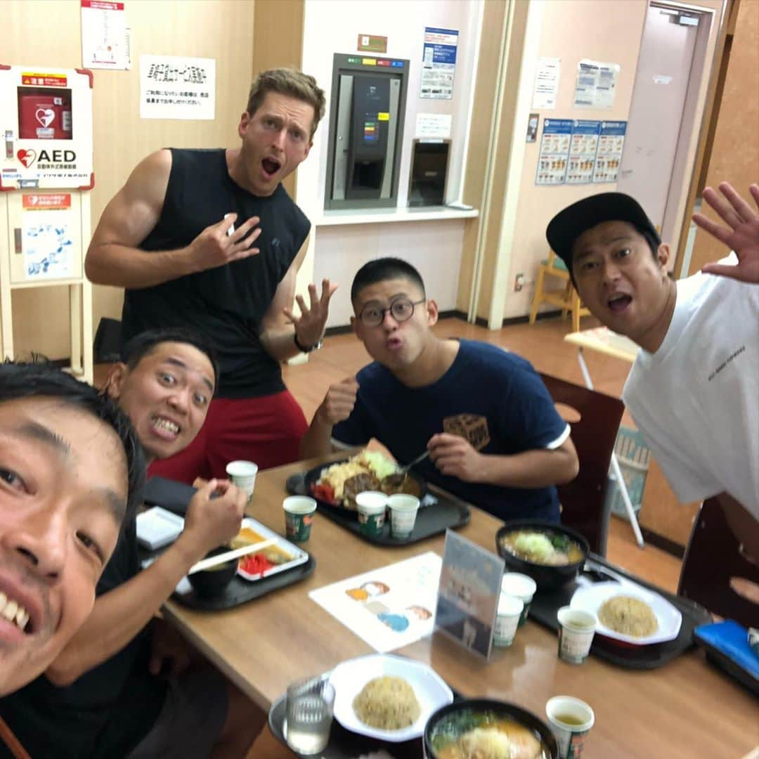 サンシャイン池崎さんのインスタグラム写真 - (サンシャイン池崎Instagram)「冒険少年！！！！」9月15日 0時30分 - ikezaki_yeah