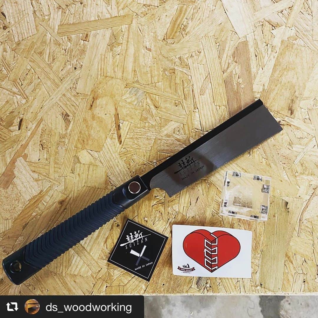 SUIZAN JAPANさんのインスタグラム写真 - (SUIZAN JAPANInstagram)「Thank you for choosing our Dozuki saw! How was it? Hope you like them✨﻿ ﻿ #repost📸 @ds_woodworking﻿ Pretty excited for my new #suizan saw and @jkatzmoses dovetail jig. Can’t wait to use it 😍﻿ ﻿ #woodworker #woodwork_feature #woodworking #woodworkinglove #woodworkersofinstagram #woodworkersofig #woodporn #woodworkingporn #woodworkingproject #carpenter #woodworkingfun #custommade #diy #doityourself #builditbetter #handmade #builtnotbought #handcrafted #dovetail #japanesepullsaw﻿ ﻿ #suizan #suizanjapan #japanesesaw #japanesesaws #japanesetool #japanesetools #handsaw #dozuki」9月15日 9時52分 - suizan_japan
