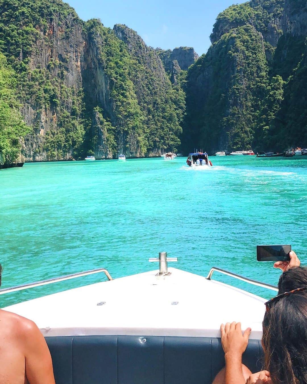 結子さんのインスタグラム写真 - (結子Instagram)「Morning🌞 🤤💕  #phiphiisland #thailand#trip#family#islandhopping」9月15日 10時06分 - yuiko_yyy